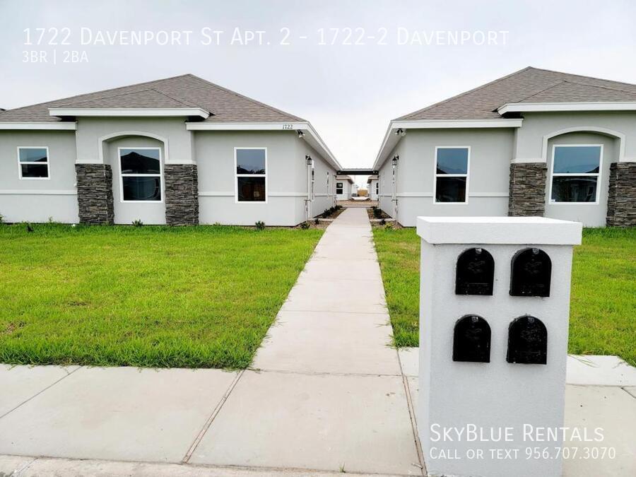 1722 Davenport St in Weslaco, TX - Building Photo