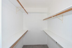 10639 Braes Bend Dr in Houston, TX - Building Photo