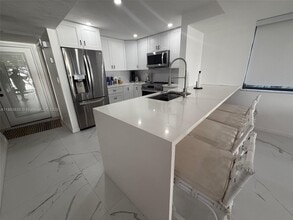 97652 Overseas Hwy in Key Largo, FL - Building Photo - Building Photo