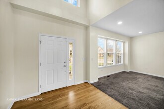 3107 Whitney Rd in Aurora, IL - Building Photo - Building Photo