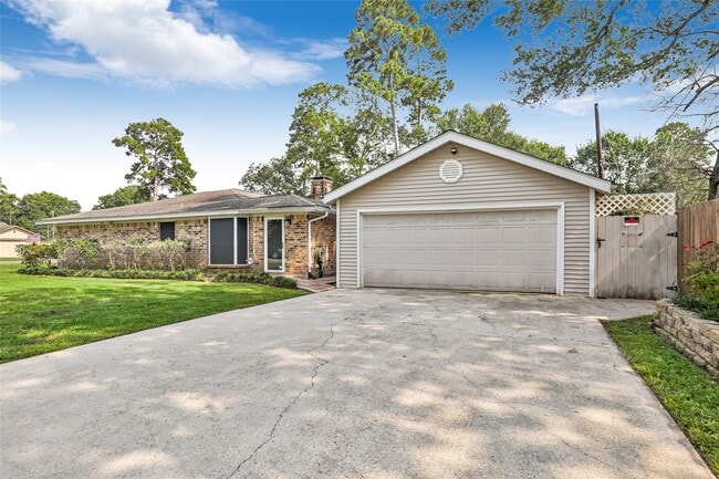 24531 Whitesail Dr in Huffman, TX - Building Photo - Building Photo