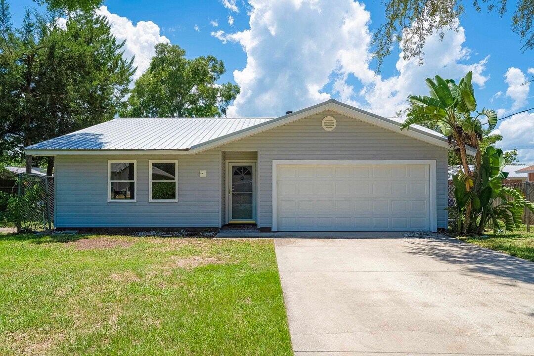 328 Linden Rd in St. Augustine, FL - Building Photo