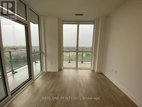 4677-4677 Glen Erin Dr in Mississauga, ON - Building Photo - Building Photo