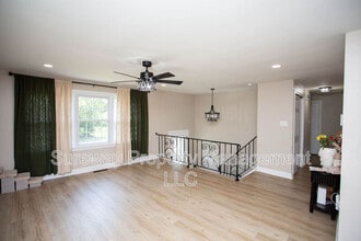 319 Davistown Rd in Gloucester Township, NJ - Building Photo - Building Photo