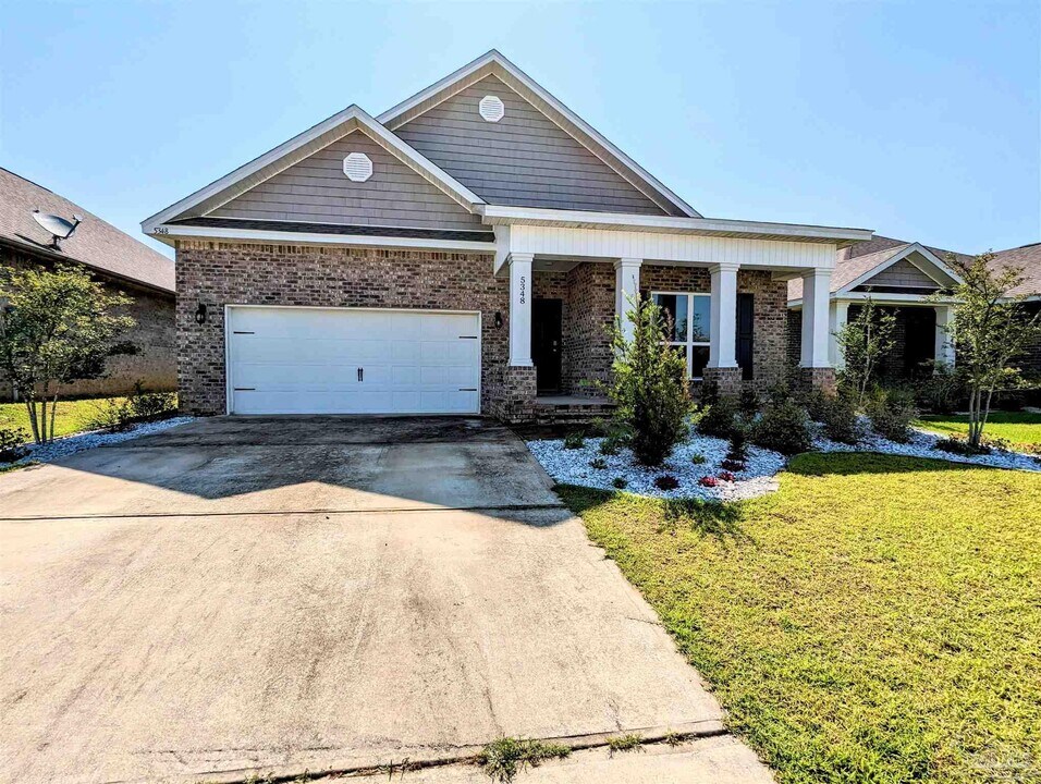5348 Red Shoulder Rd in Milton, FL - Building Photo