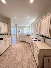 815 Featherbrook Ct in Sugar Land, TX - Building Photo - Building Photo