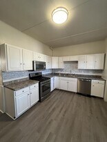 6 S Lake Ave in Troy, NY - Building Photo