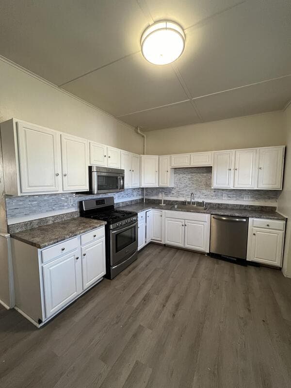 property at 6 S Lake Ave