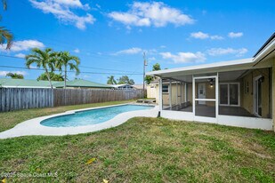 1445 Mercury St in Merritt Island, FL - Building Photo