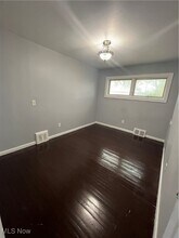 15403 Remora Blvd in Brook Park, OH - Building Photo - Building Photo