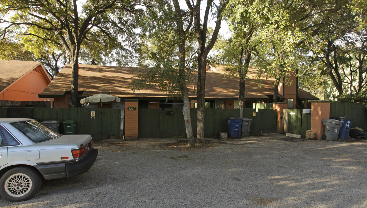 Tahoe Trail Fourplexes in Austin, TX - Building Photo