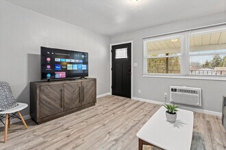 826 W Browning St in Appleton, WI - Building Photo - Building Photo