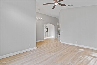 16905 Colony Lakes Blvd in Ft. Myers, FL - Building Photo - Building Photo