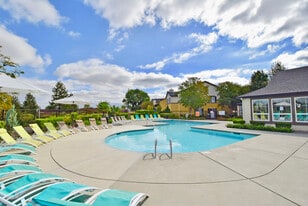 Tuscaro Apartment Homes in Sacramento, CA - Building Photo