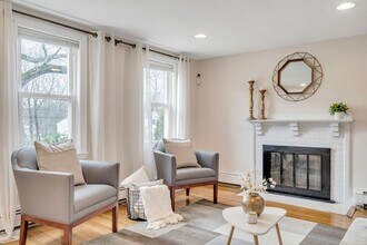 24 Ledgelawn Ave in Lexington, MA - Building Photo - Building Photo