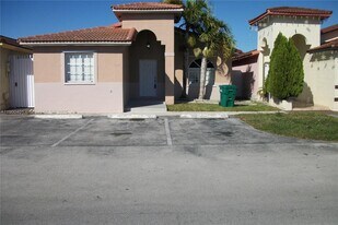9307 NW 121st St in Hialeah Gardens, FL - Building Photo