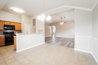 11747 Elizabeth Ct in Pinehurst, TX - Building Photo - Building Photo