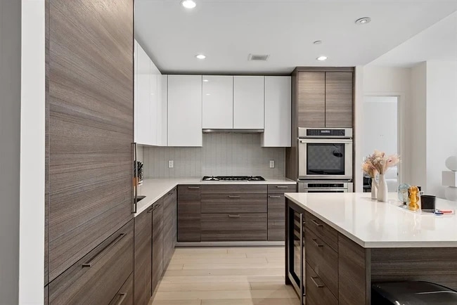 property at 1 Franklin St