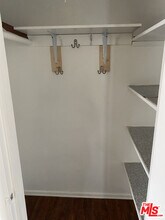 1020 S Wooster St in Los Angeles, CA - Building Photo - Building Photo