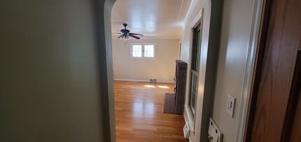 2923 Arthur St NE in Minneapolis, MN - Building Photo - Building Photo