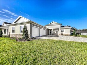 1793 Lakehill Dr in Winter Haven, FL - Building Photo - Building Photo