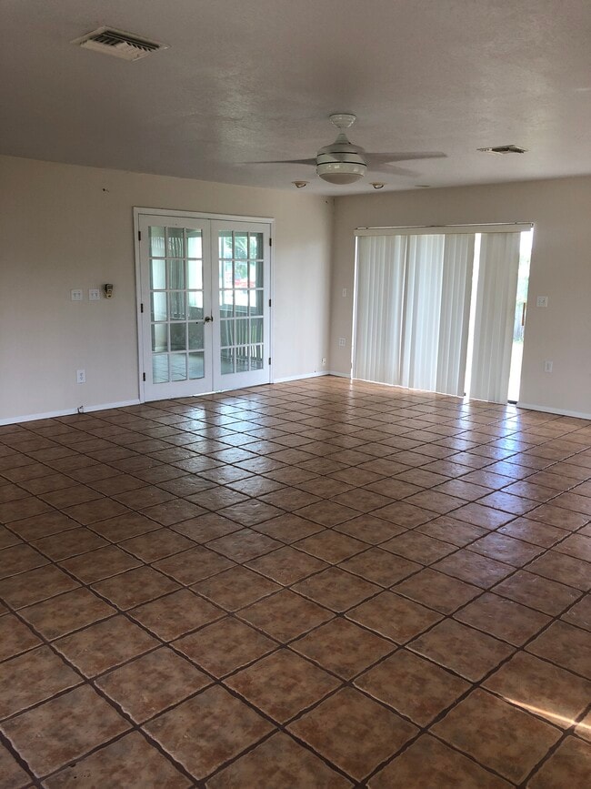 1081 Aron St in Cocoa, FL - Building Photo - Building Photo