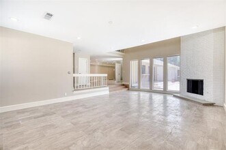 16341 Lauder Ln in Dallas, TX - Building Photo - Building Photo