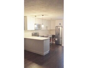 79 Fountain Ln-Unit -11 in Weymouth, MA - Building Photo - Building Photo