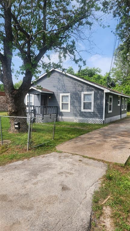 6519 Couch St photo'