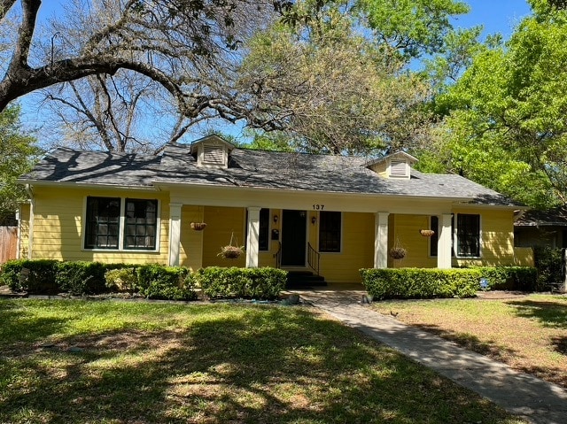property at 137 Schreiner Pl