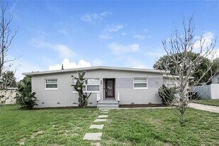 3404 Paris Pl in Orlando, FL - Building Photo