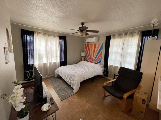 property at 614 S Groos St