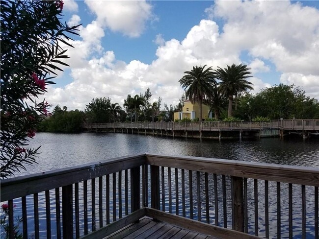 1159 SE 6th Ct in Dania Beach, FL - Building Photo - Building Photo