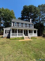 9401 Fenestra Cir in Richmond, VA - Building Photo