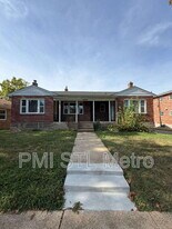 4952-4956-4956 Oleatha Ave in St. Louis, MO - Building Photo