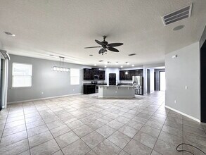 11860 Thatcher Ave in Orlando, FL - Building Photo - Building Photo