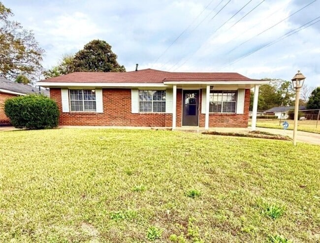 property at 154 Briarbrook Dr