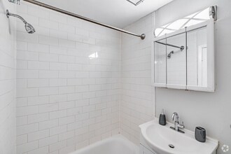 630 W Fisher Ave in Philadelphia, PA - Building Photo - Building Photo