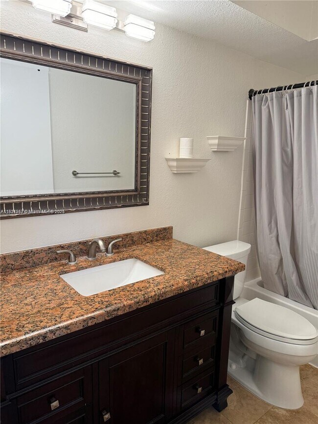 2986 S University Dr in Davie, FL - Building Photo - Building Photo