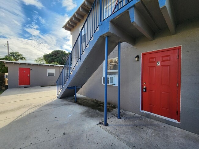 property at 512 19th St