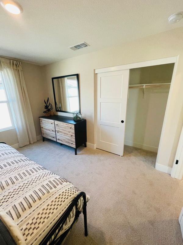 1533 Blackfish Wy in Sacramento, CA - Building Photo - Building Photo