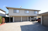 4032-4040 Howard Ave in Los Alamitos, CA - Foto de edificio - Building Photo