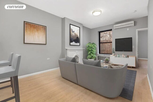 188 Columbus Ave in New York, NY - Building Photo - Building Photo