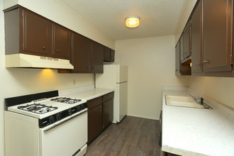 Woodhaven Apartments in Sapulpa, OK - Building Photo - Interior Photo