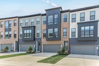 16117 Gwynn Brook Way in Bowie, MD - Foto de edificio - Building Photo