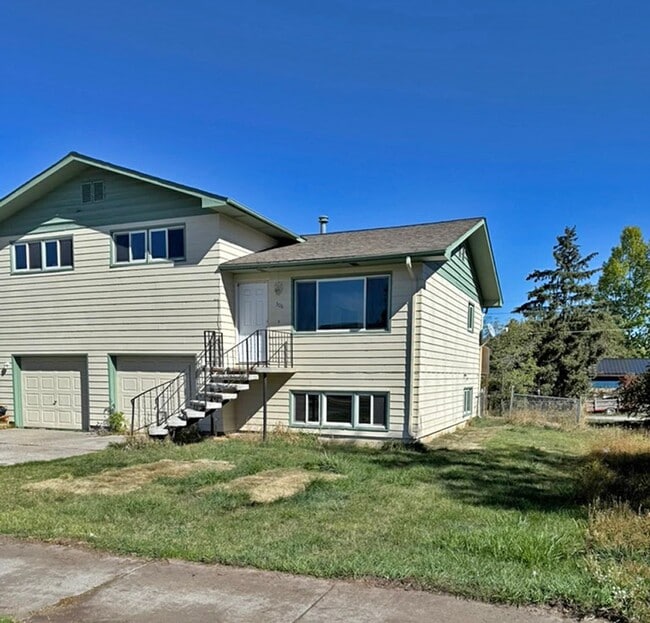 property at 306-308 N 19th Ave