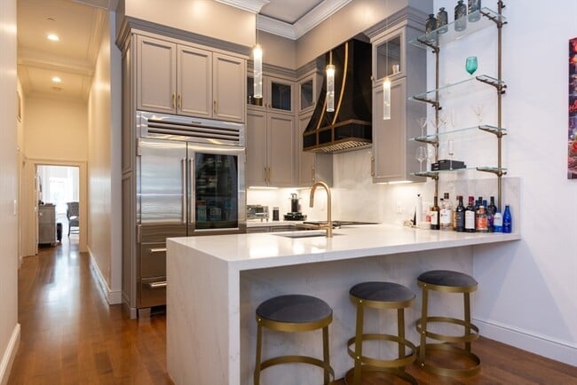 property at 288 Commonwealth Ave