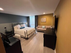 1815 Glendon Ave in Los Angeles, CA - Building Photo - Building Photo