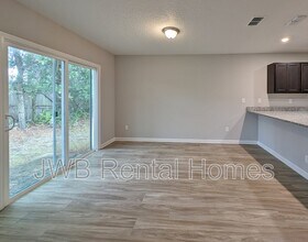 4309 Spring Park Rd in Jacksonville, FL - Building Photo - Building Photo