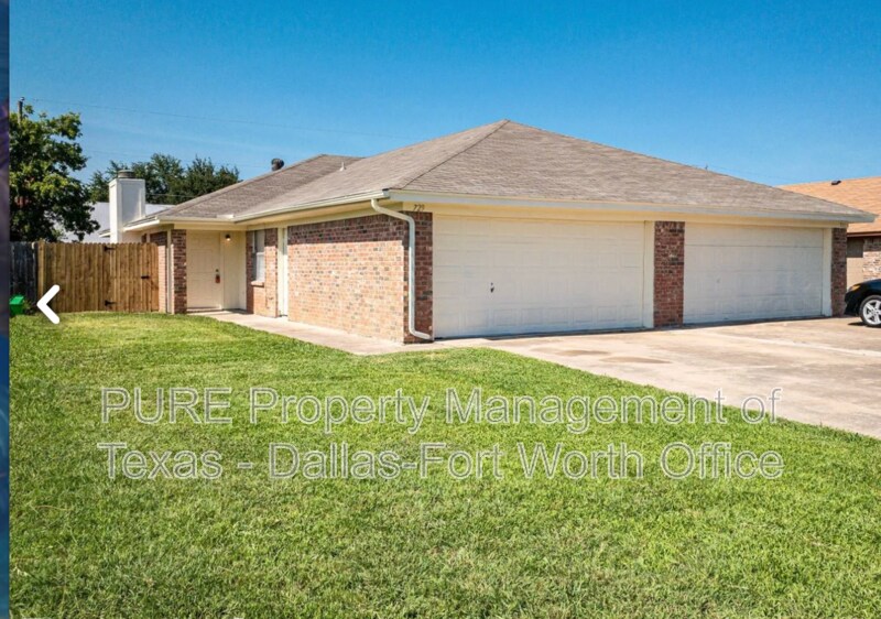 729 Bluebonnet Dr in Keller, TX - Building Photo